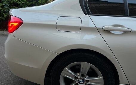 BMW 3 серия, 2015 год, 1 490 000 рублей, 12 фотография