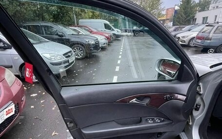 Mercedes-Benz E-Класс, 2002 год, 720 000 рублей, 9 фотография