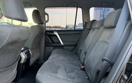 Toyota Land Cruiser Prado 150 рестайлинг 2, 2012 год, 2 850 000 рублей, 24 фотография