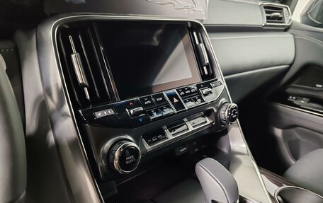 Lexus LX, 2026 год, 18 фотография