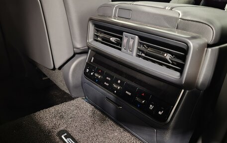 Lexus LX, 2026 год, 19 фотография
