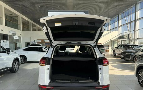 Geely Atlas, 2024 год, 2 095 000 рублей, 10 фотография