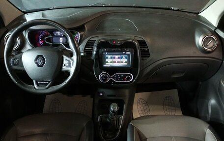 Renault Kaptur I рестайлинг, 2017 год, 1 550 000 рублей, 9 фотография