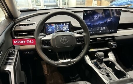 Toyota RAV4, 2026 год, 4 400 000 рублей, 13 фотография