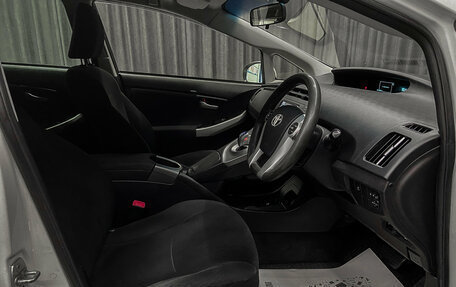 Toyota Prius, 2013 год, 950 000 рублей, 10 фотография