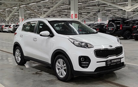 KIA Sportage IV рестайлинг, 2018 год, 1 690 000 рублей, 7 фотография