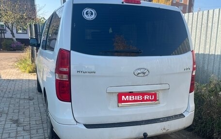 Hyundai H-1 II рестайлинг, 2015 год, 1 950 000 рублей, 7 фотография
