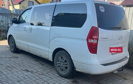 Hyundai H-1 II рестайлинг, 2015 год, 1 950 000 рублей, 8 фотография