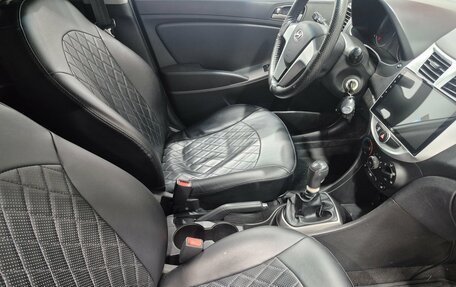 Hyundai Solaris II рестайлинг, 2014 год, 805 000 рублей, 17 фотография