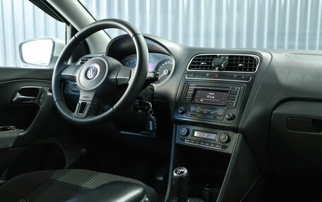 Volkswagen Polo VI (EU Market), 2011 год, 649 000 рублей, 7 фотография