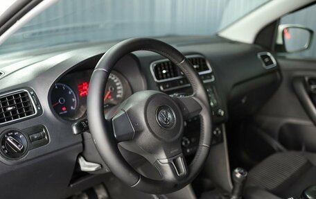 Volkswagen Polo VI (EU Market), 2011 год, 649 000 рублей, 6 фотография