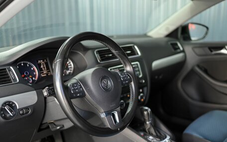 Volkswagen Jetta VI, 2013 год, 959 000 рублей, 6 фотография