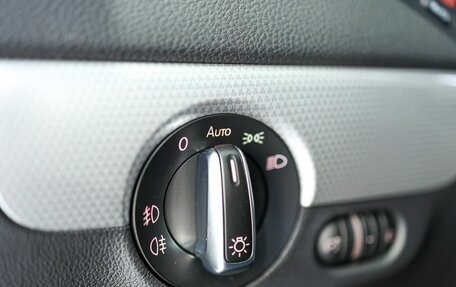 Volkswagen Jetta VI, 2013 год, 959 000 рублей, 13 фотография