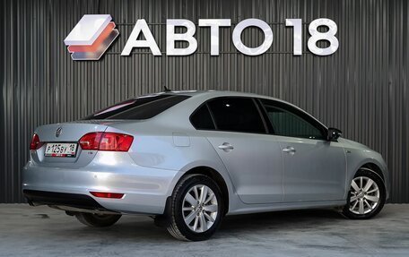 Volkswagen Jetta VI, 2013 год, 959 000 рублей, 3 фотография