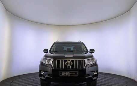 Toyota Land Cruiser Prado 150 рестайлинг 2, 2022 год, 7 950 000 рублей, 2 фотография