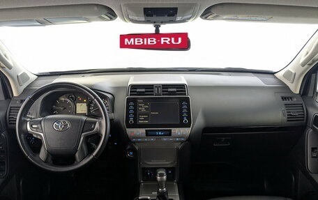 Toyota Land Cruiser Prado 150 рестайлинг 2, 2022 год, 7 950 000 рублей, 29 фотография