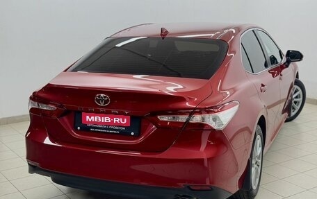 Toyota Camry, 2021 год, 3 045 000 рублей, 9 фотография