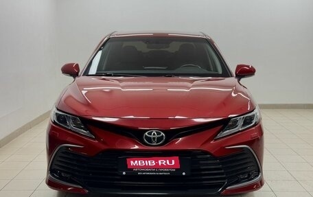 Toyota Camry, 2021 год, 3 045 000 рублей, 2 фотография