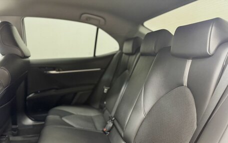 Toyota Camry, 2021 год, 3 045 000 рублей, 13 фотография