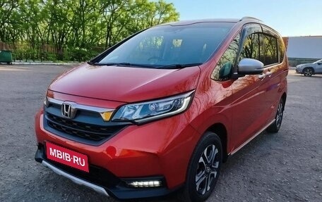 Honda Freed II, 2021 год, 1 500 000 рублей, 1 фотография