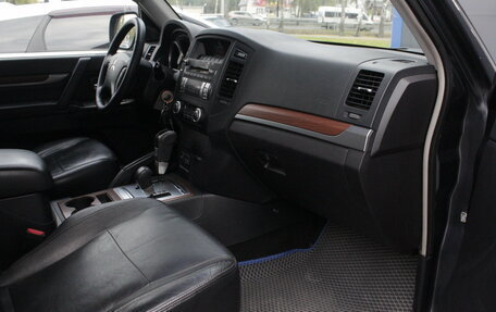 Mitsubishi Pajero IV, 2008 год, 1 510 000 рублей, 14 фотография