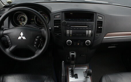 Mitsubishi Pajero IV, 2008 год, 1 510 000 рублей, 10 фотография