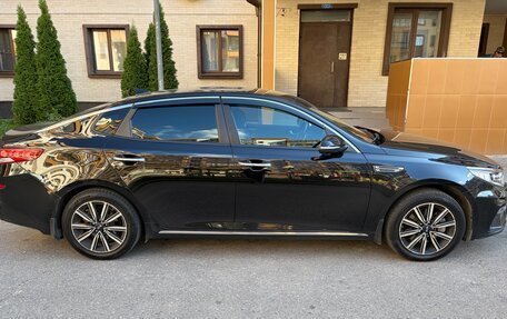 KIA Optima IV, 2019 год, 1 790 000 рублей, 2 фотография