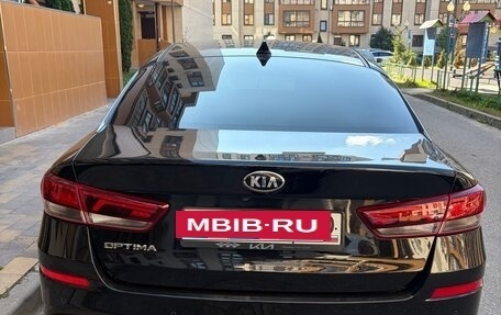 KIA Optima IV, 2019 год, 1 790 000 рублей, 3 фотография