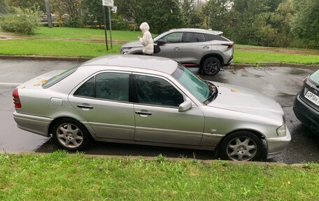 Mercedes-Benz C-Класс, 1996 год, 240 000 рублей, 3 фотография