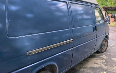 Volkswagen Transporter T4, 1996 год, 300 000 рублей, 3 фотография