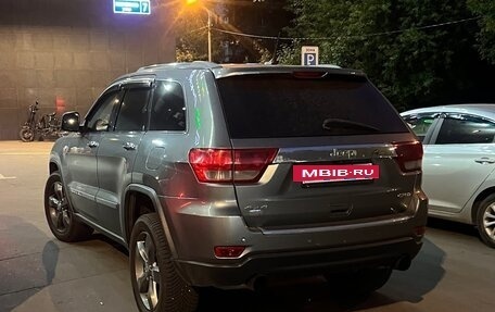 Jeep Grand Cherokee, 2011 год, 2 300 000 рублей, 2 фотография