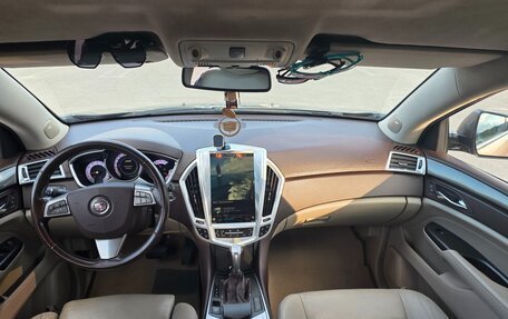 Cadillac SRX II рестайлинг, 2012 год, 1 300 000 рублей, 4 фотография