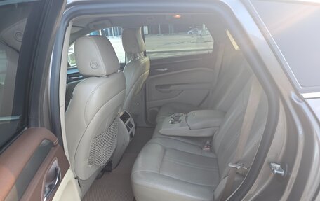 Cadillac SRX II рестайлинг, 2012 год, 1 300 000 рублей, 27 фотография