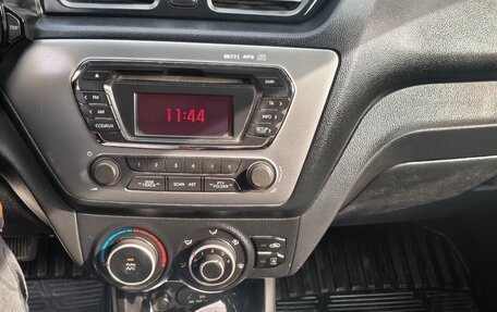KIA Rio III рестайлинг, 2014 год, 810 000 рублей, 14 фотография