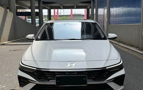 Hyundai Elantra, 2023 год, 1 577 005 рублей, 2 фотография