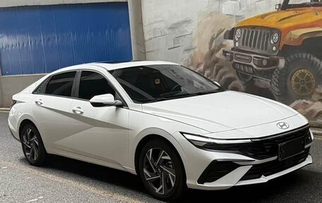 Hyundai Elantra, 2023 год, 1 577 005 рублей, 3 фотография