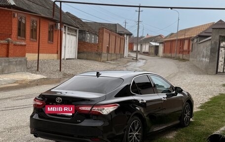 Toyota Camry, 2019 год, 2 200 000 рублей, 3 фотография