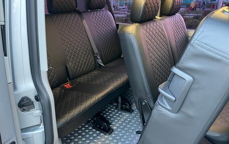 Volkswagen Caravelle T6 рестайлинг, 2017 год, 2 550 000 рублей, 11 фотография