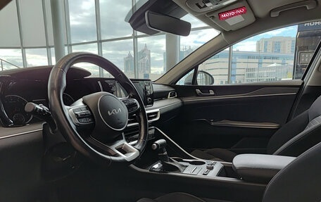 KIA K5, 2022 год, 2 749 000 рублей, 16 фотография