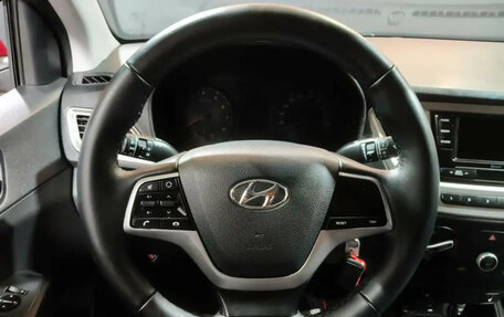 Hyundai Solaris II рестайлинг, 2021 год, 1 258 000 рублей, 10 фотография