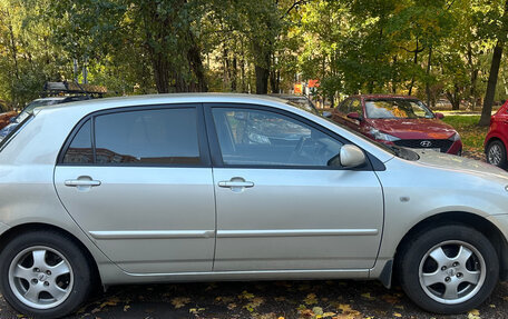 Toyota Corolla, 2004 год, 1 100 000 рублей, 8 фотография
