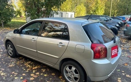 Toyota Corolla, 2004 год, 1 100 000 рублей, 5 фотография