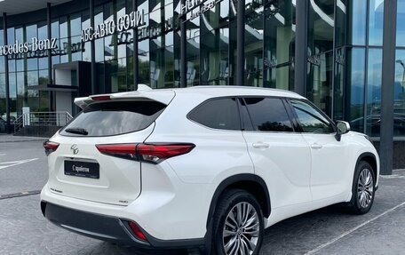 Toyota Highlander, 2021 год, 4 419 000 рублей, 2 фотография