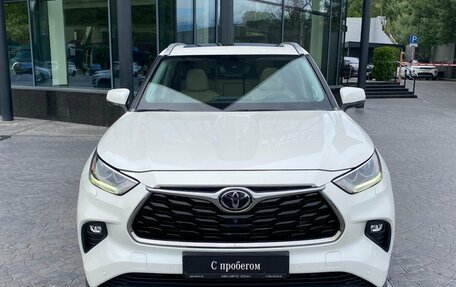 Toyota Highlander, 2021 год, 4 419 000 рублей, 3 фотография