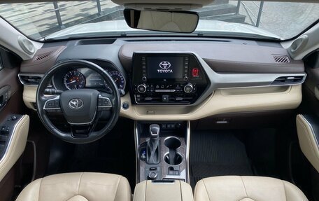 Toyota Highlander, 2021 год, 4 419 000 рублей, 7 фотография
