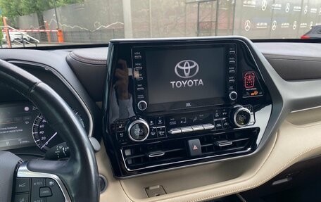 Toyota Highlander, 2021 год, 4 419 000 рублей, 16 фотография