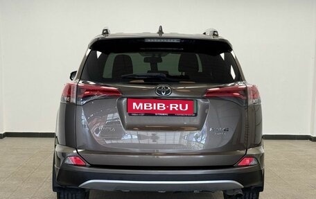 Toyota RAV4, 2017 год, 2 365 000 рублей, 23 фотография