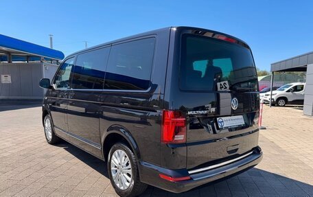 Volkswagen Multivan T6 рестайлинг, 2022 год, 4 800 000 рублей, 6 фотография