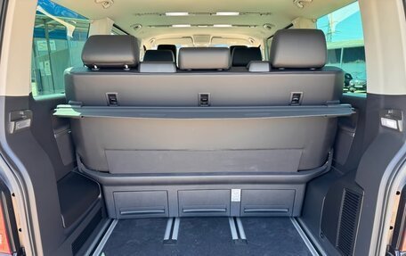 Volkswagen Multivan T6 рестайлинг, 2022 год, 4 800 000 рублей, 19 фотография