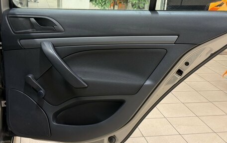 Skoda Octavia, 2011 год, 635 000 рублей, 17 фотография